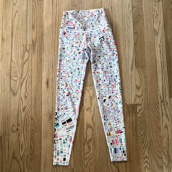Peloton Colorful Patterned Leggings. Size xs - Picture 2 of 5